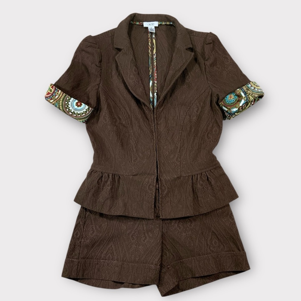 Women’s Cache Short & Fitted Top Set Size 6/2